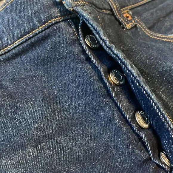 American Eagle Denim Jorts Womens Sz 8 Vacation Beach Resort Pool Thrashed Y2K - Picture 6 of 6